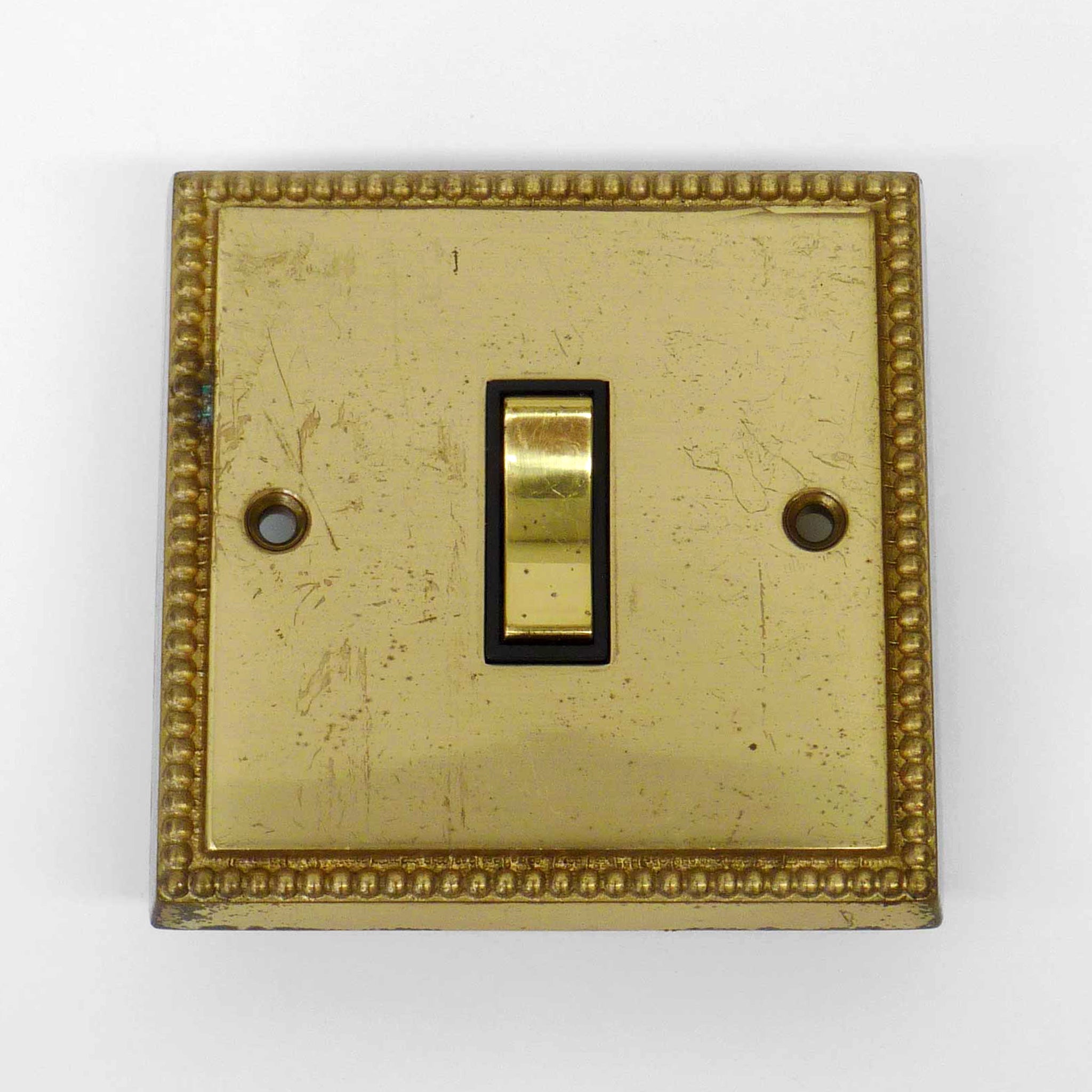 US Style Gold Light Switch – AXIS