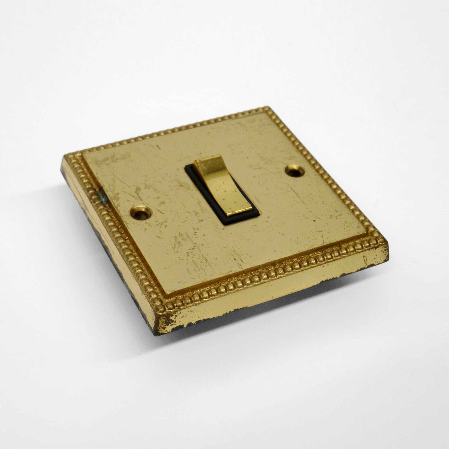 US Style Gold Light Switch – AXIS